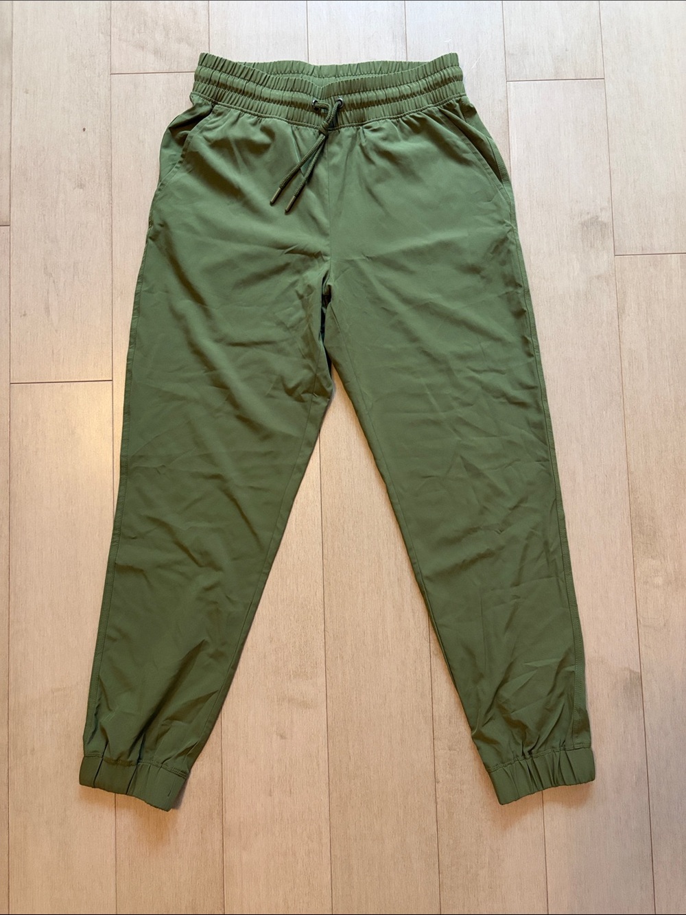 Jogger Cargo Pants in Green